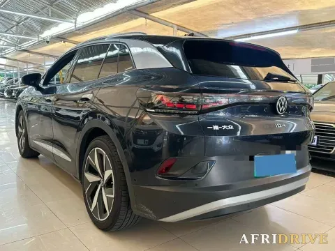 2022 Neta S 9