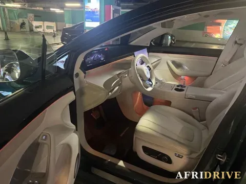 2026 Luxeed R7 2