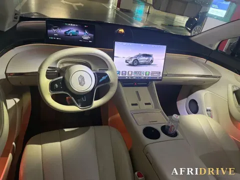 2026 Luxeed R7 4