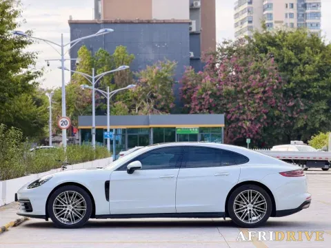 2019 Porsche Panamera 3