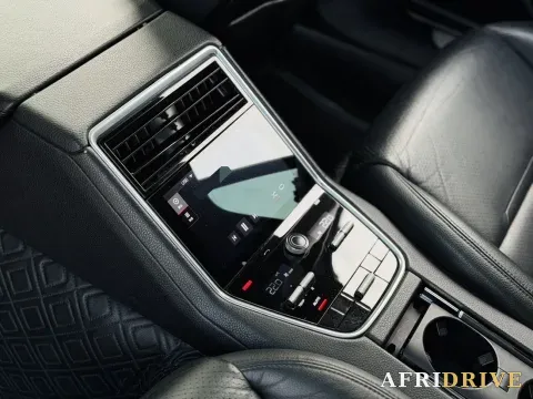 2019 Porsche Panamera 8