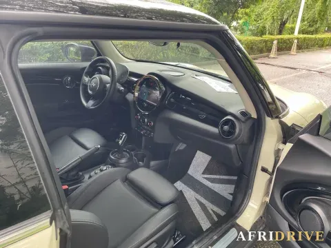 2022 MINI MINI 5