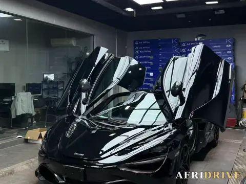 2017 McLaren 720S 4