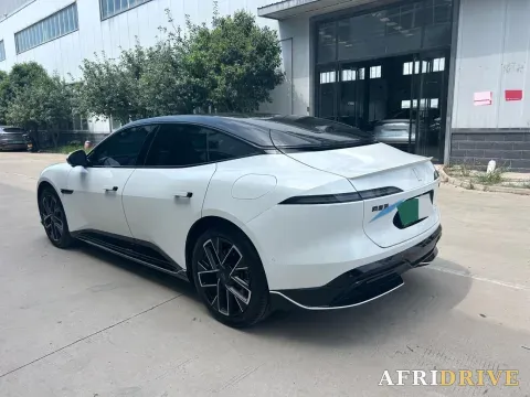 2025 Avatr 06 6