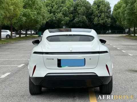 2023 Avatr 11 8