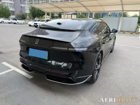 2025 Avatr 06 5