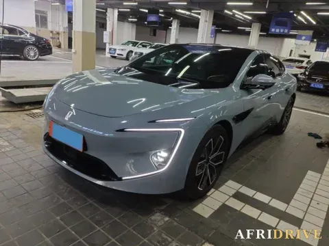 2023 Avatr 12