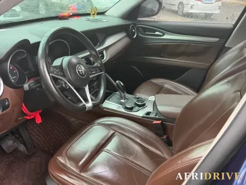 2017 Jaguar XE 3