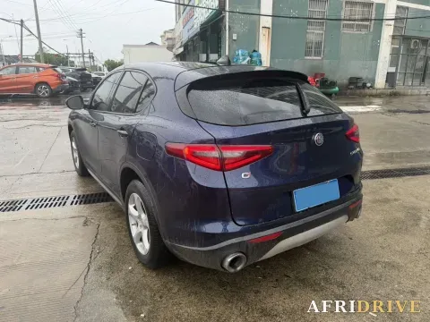 2017 Jaguar XE 6