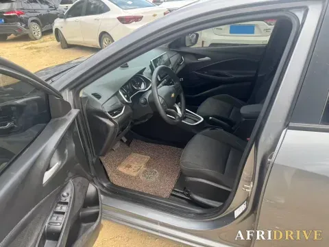 2021 Chevrolet Cavalier 5