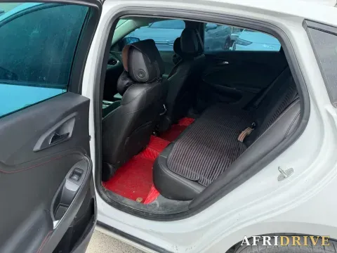 2021 Chevrolet Malibu XL 5