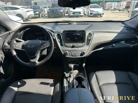 2022 Chevrolet Malibu XL 5