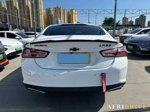 2022 Chevrolet Malibu XL 8