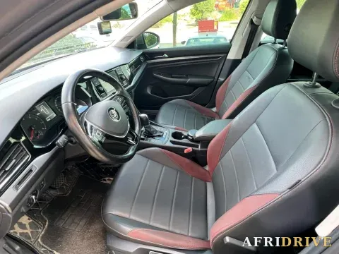 2019 Bestune T77 5