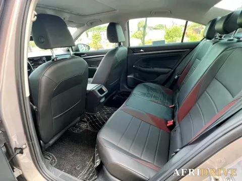 2019 Bestune T77 6