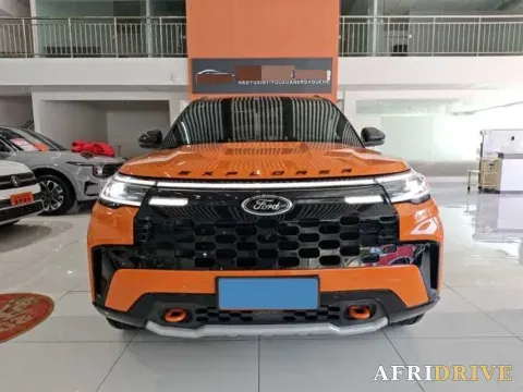 2024 Ford Explorer 2
