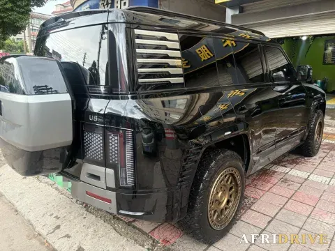 2024 YangWang U8 3