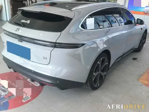 2024 NIO ET5T 3