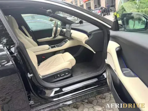 2025 NIO ET5T 7