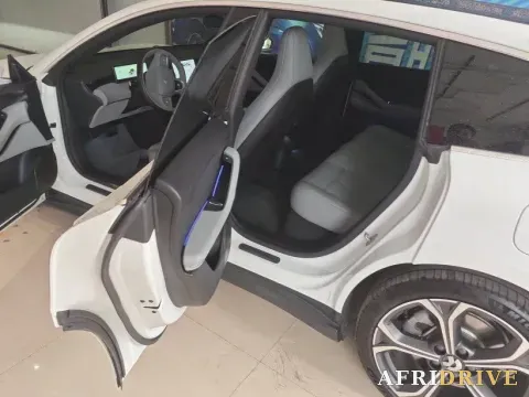2024 NIO ET5T 4