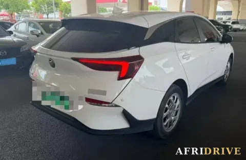 2022 Bestune T99 5