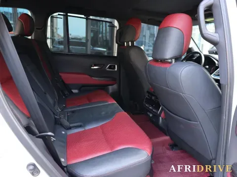 2026 MAEXTRO V800 16