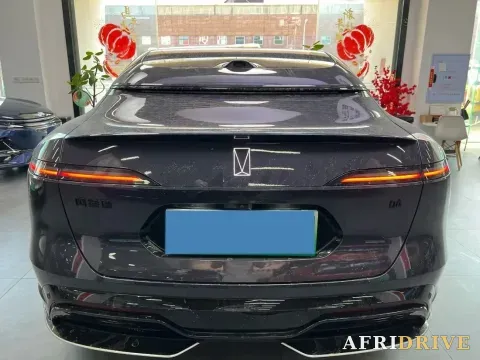 2025 Avatr 06 8