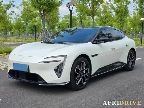 2025 Avatr 06