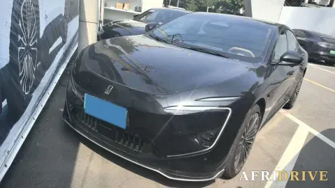2025 Avatr 12