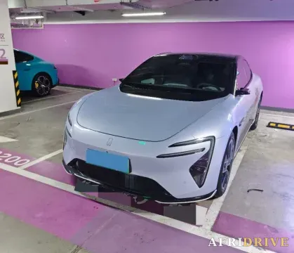 2025 Avatr 06