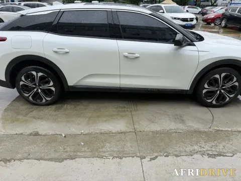 2024 Citroen C5 X 6