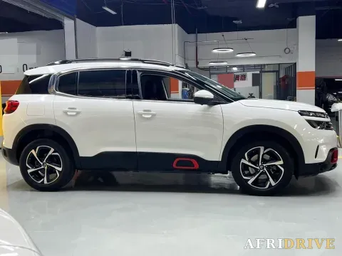 2020 Citroen C5 Aircross 8