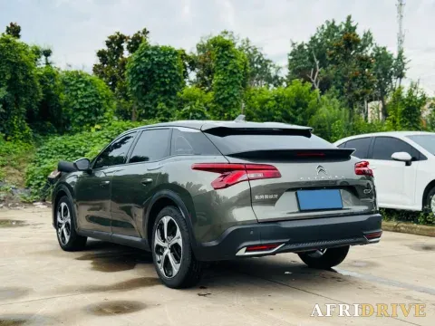 2022 Citroen C5 X 6