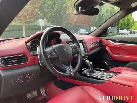 2019 Maserati Levante 4