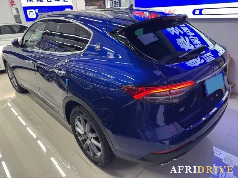 2021 Maserati Levante 3