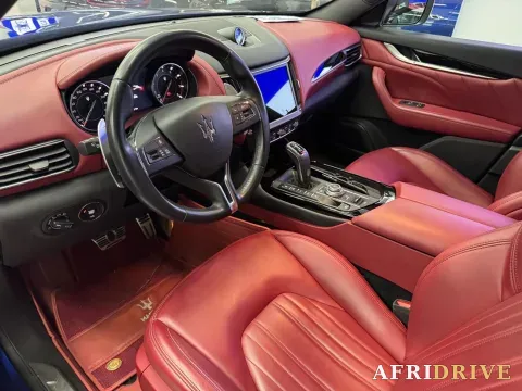 2021 Maserati Levante 4
