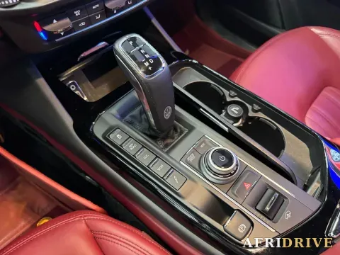 2021 Maserati Levante 5