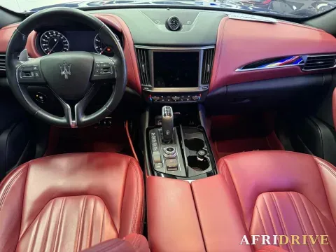 2021 Maserati Levante 7