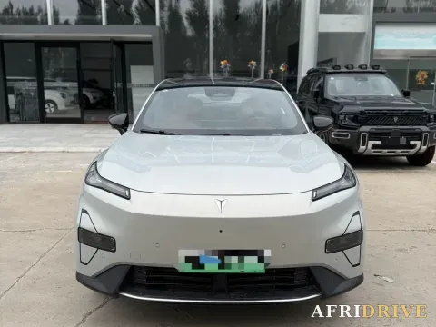2025 ChangAn Kaicene V919 3
