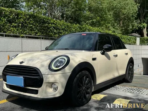 2018 MINI MINI