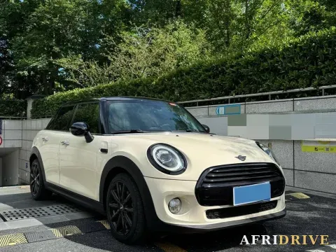 2018 MINI MINI 3