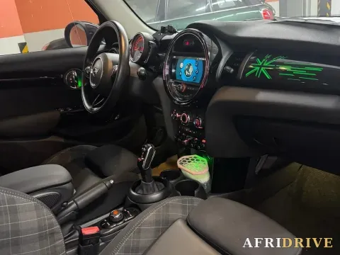 2018 MINI COUNTRYMAN 6