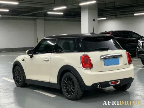 2021 MINI MINI 5
