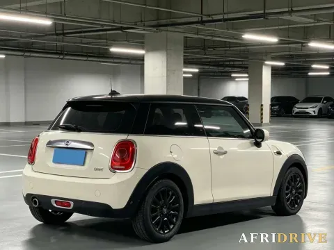 2021 MINI MINI 7