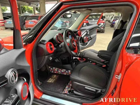 2018 MINI MINI 7