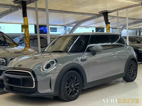 2021 MINI MINI