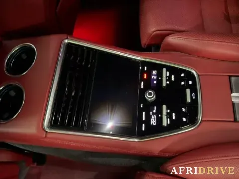 2023 Porsche Panamera 5