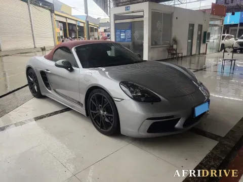 2019 Porsche 718 2