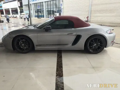 2019 Porsche 718 4