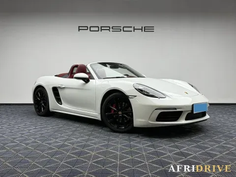 2023 Porsche 718 2